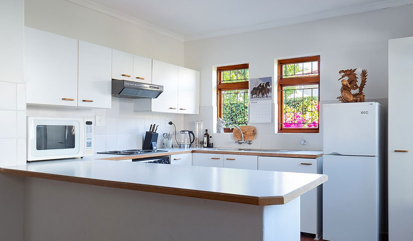 Laminated kitchen countertop